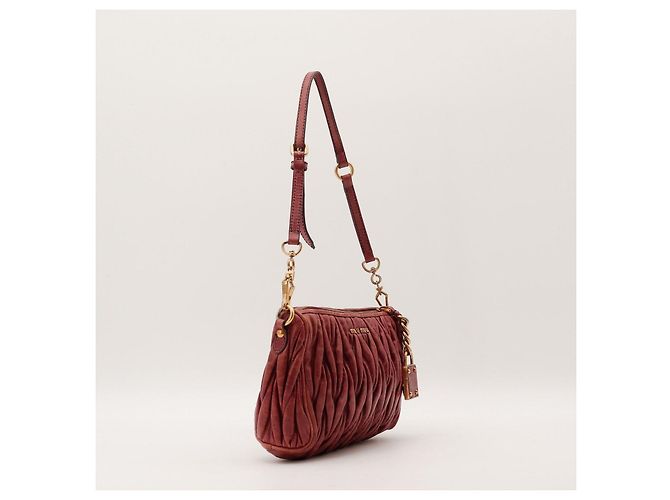 Miu Miu Borsa a spalla Matelassé in pelle rossa Bordò - vista 4
