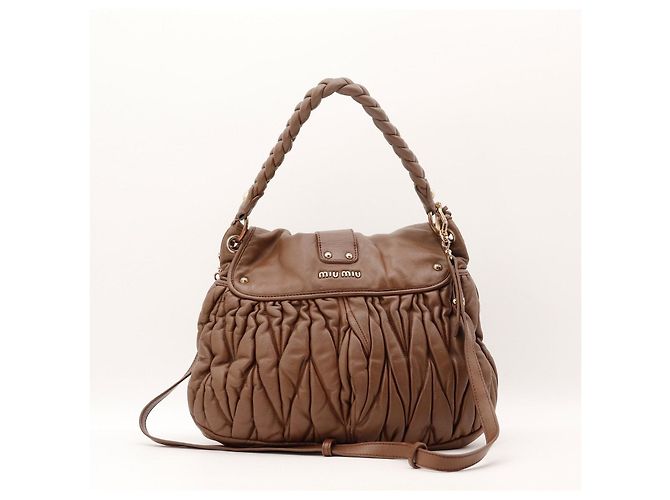 Miu Miu Borsa Hobo in Pelle Arricciata Marrone - vista 3