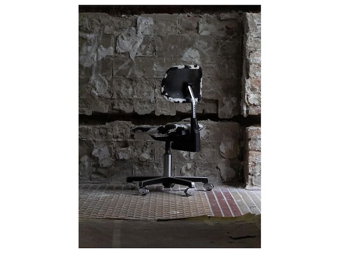 Autre Marque Sedus Stoll 1970s Cow Hide Office Chair - view 3