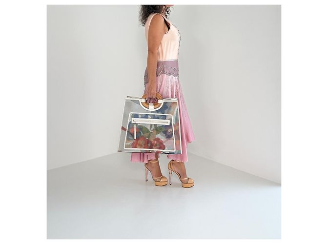 Fendi Runaway Large Shopper Tote in mesh floreale e rattan Bianco Multicolore - vista 3