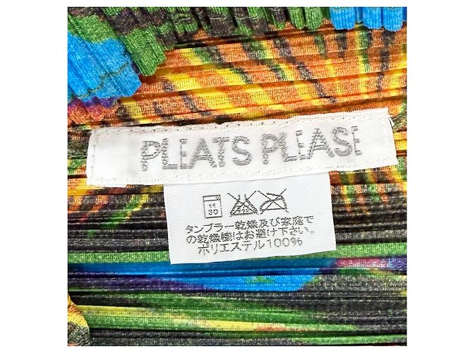 Issey Miyake PLEATS PLEASE PLEATS PLEASE T-shirt
Polyester T-shirt Mehrfarben - Ansicht 7
