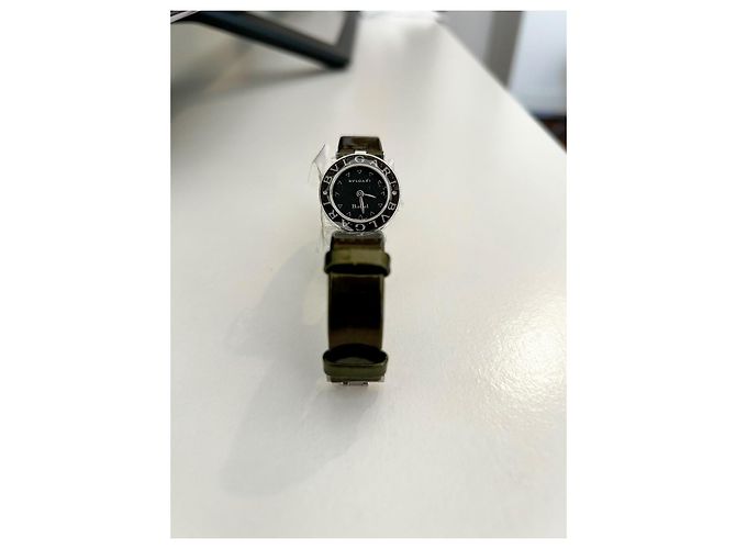 Bulgari Bvlgari B.zero1 Uhr Schwarz Olivgrün - Ansicht 13