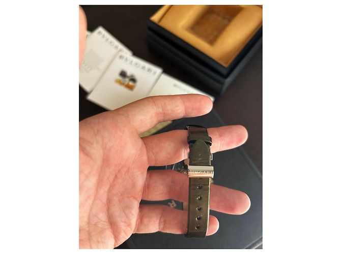 Bulgari Bvlgari B.zero1 Uhr Schwarz Olivgrün - Ansicht 17