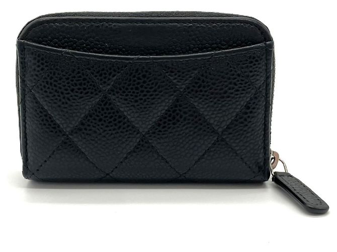Porta-moedas Chanel em couro de bezerro granulado preto - vista 2