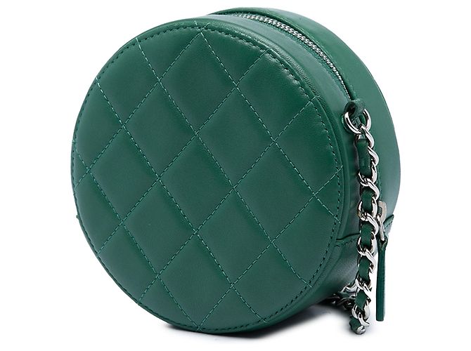 Chanel Bolsa tiracolo redonda em pele de cordeiro acolchoada verde - vista 2