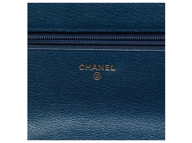 Chanel Blue Quilted Patent and Goatskin CC Eyelet Wallet On Chain Blau Marineblau - Ansicht 5