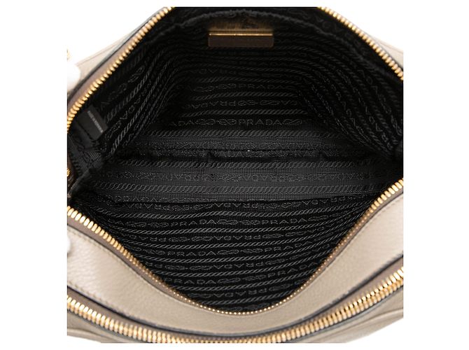 Bolso Camera Prada en Vitello Phenix marrón con doble cremallera Castaño Gris pardo - vista 4