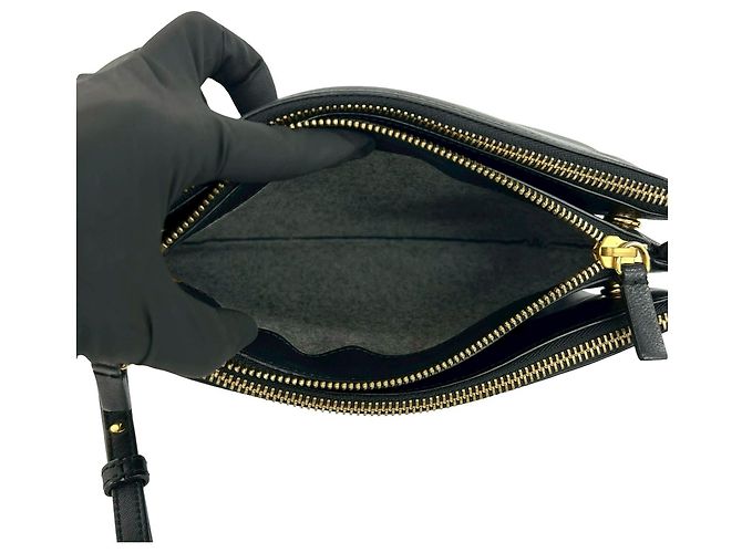 Céline Celine Trio Crossbody Small in pelle di agnello nera Nero - vista 3