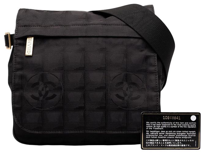 Borsa a tracolla Chanel Black New Travel Line in nylon Nero - vista 7