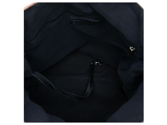 Sacola Chanel em denim acolchoado cinza com logo CC e cordão de ajuste em gorgurão Marrom Cinza antracite - vista 4