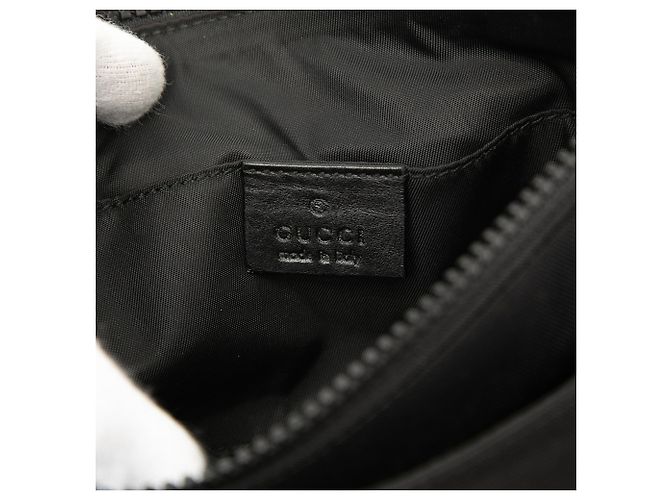 Borsa a cintura Gucci in nylon nero con G intrecciate e banda Web - vista 5