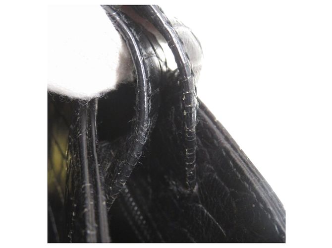 Salvatore Ferragamo Borsa Satchel Vara in pelle embossed croc nera Ferragamo - vista 17