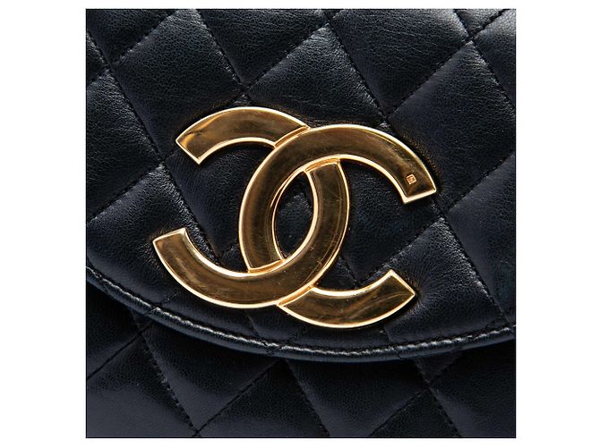 Chanel Black XL CC Quilted Lambskin Round Flap Negro - vista 5