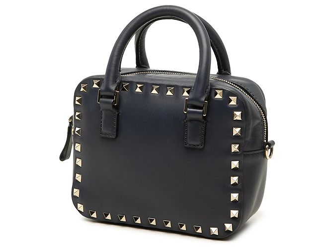 mala Valentino Rockstud em couro preto com pega superior - vista 2