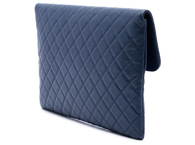 Chanel Blue Large Quilted Caviar Golden Class O Case Clutch Blu scuro - vista 2