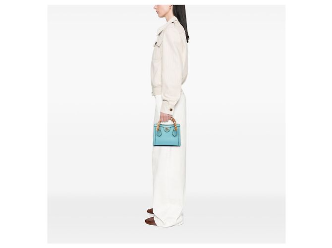 Borsa Gucci Blue Mini Calfskin Bamboo Diana Satchel Blu chiaro - vista 6