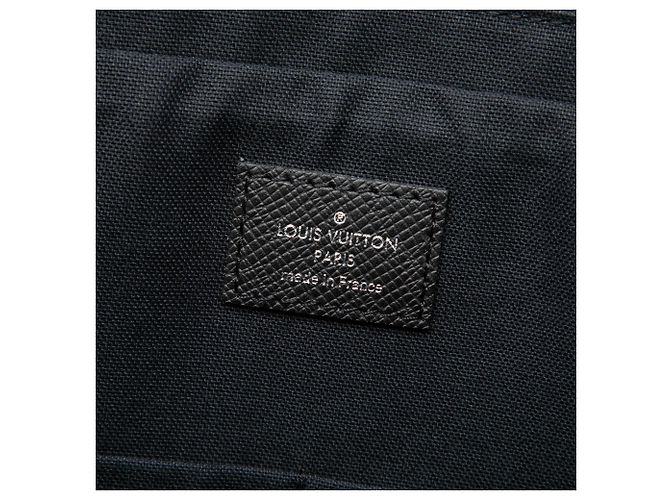 Louis Vuitton Black Taiga Porte Documents Business PM Preto - vista 5