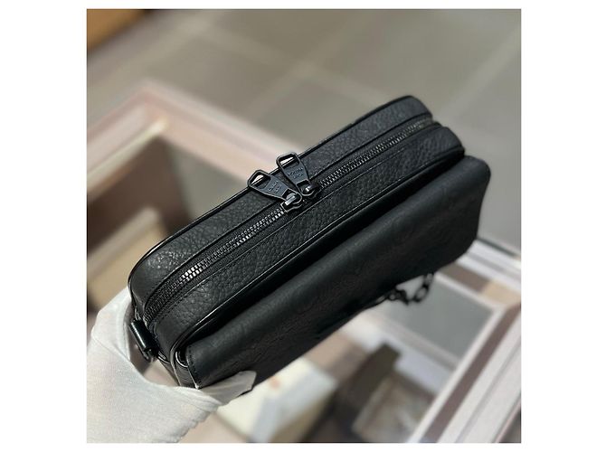 Louis Vuitton Steamer Embossed Leather Messenger Bag Black - view 6