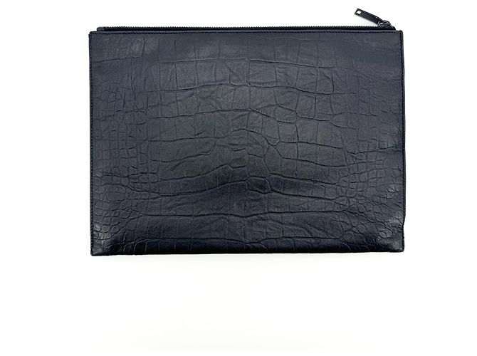 Autre Marque Saint Laurent Classic Monogram Zip Crocodile Embossed Leather Medium Preto - vista 2