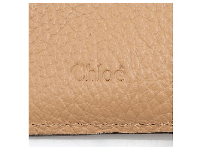 Chloé Carteira Chloe Alphabet Trifold em pele de vitelo Marrom - vista 7