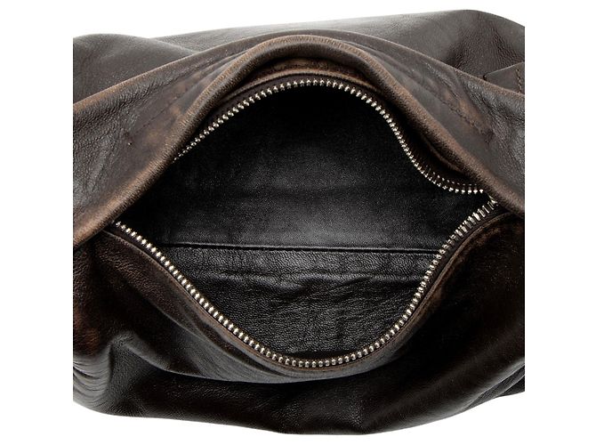 Prada Schultertasche aus distressed Nappa-Leder Braun - Ansicht 6