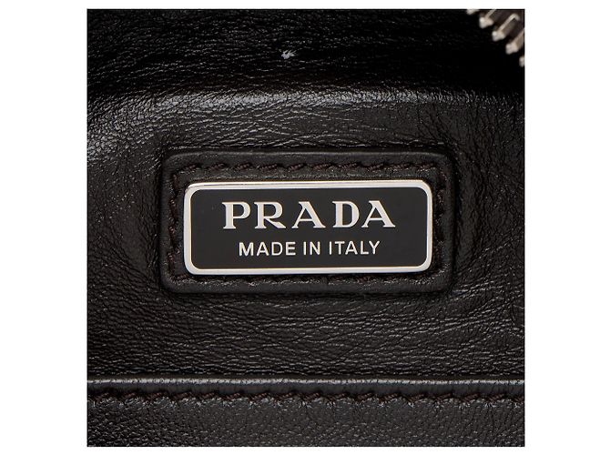 Prada Schultertasche aus distressed Nappa-Leder Braun - Ansicht 7