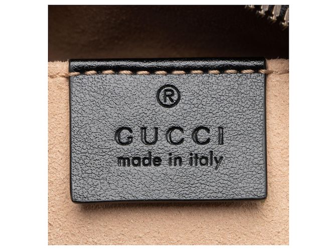 Borsa piccola GG Marmont in pelle matelassé Gucci Nero - vista 8