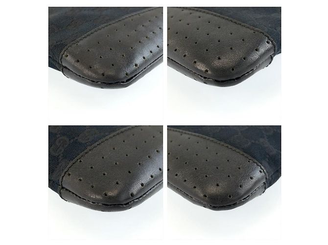 Bolsa de Ombro Gucci GG Canvas Preto - vista 4