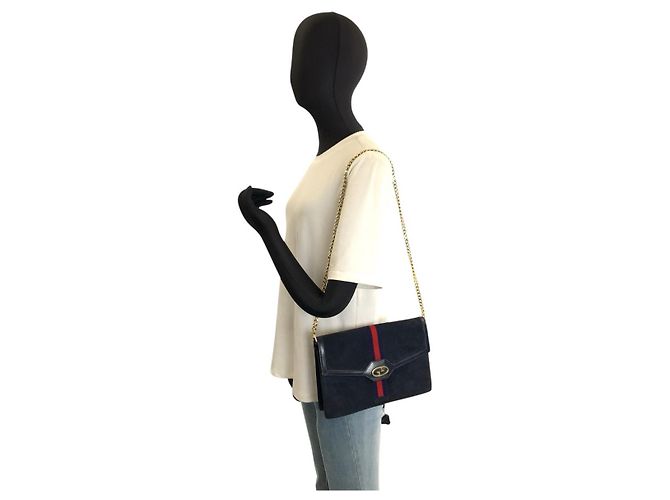 Bolsa de Ombro Gucci em Camurça com Corrente Azul - vista 7