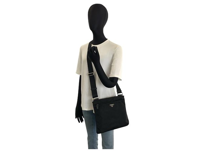 Prada Tessuto Pochette mit Dreiecks-Logo Schwarz - Ansicht 6