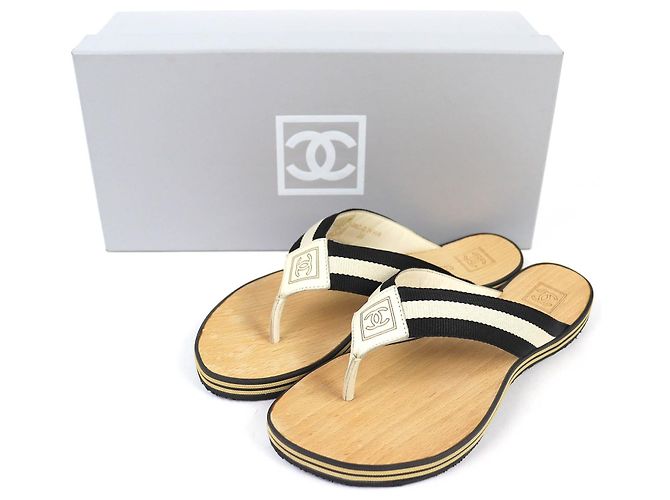 Sandali con listino tra le dita CHANEL ENTRE DOIGTS COCO Wood Nero Beige - vista 2