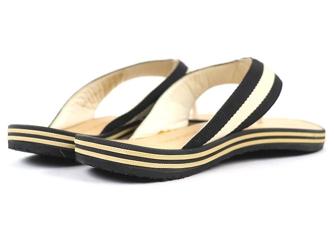 Sandali con listino tra le dita CHANEL ENTRE DOIGTS COCO Wood Nero Beige - vista 6