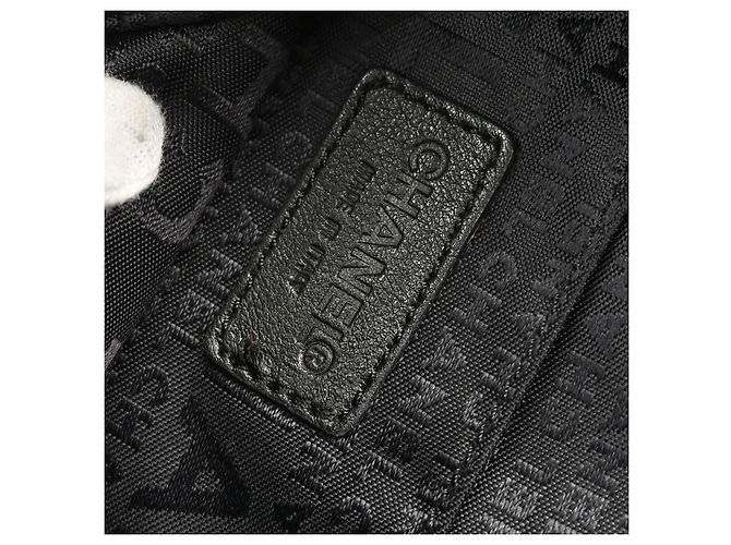 Chanel Square Stitch Tassel Hobo Quilted Leather Small Negro - vista 4