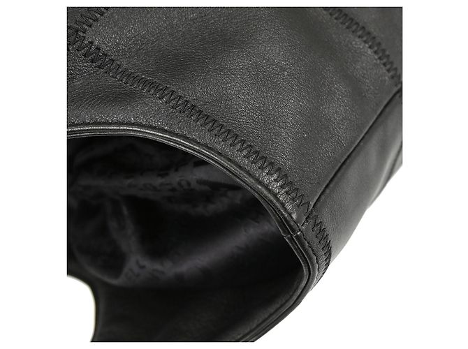 Chanel Square Stitch Tassel Hobo Quilted Leather Small Negro - vista 6