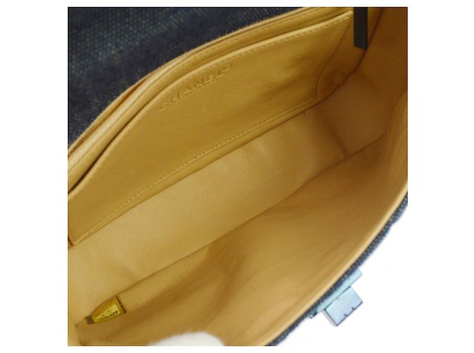 Chanel Chocolate Bar Mademoiselle Top Handle Quilted Denim Small Blu - vista 3