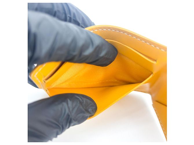 Goyard Bifold Coated Canvas Amarillo - vista 6