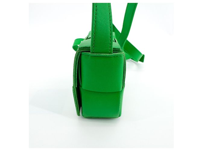 Bottega Veneta Cassette Maxi Intrecciato Leather Extra Mini Verde - vista 3