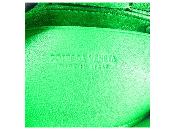Bottega Veneta Cassette Maxi Intrecciato Leather Extra Mini Verde - vista 6