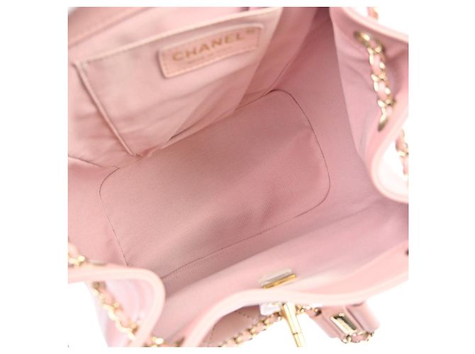 Chanel Duma Drawstring Quilted Leather Large Rosa - vista 3
