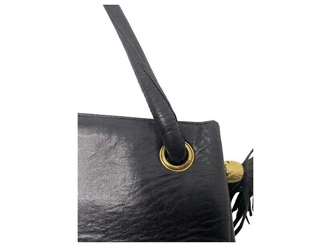 Chanel Vintage Schultertasche aus schwarzem Leder mit CC-Logo - Ansicht 5