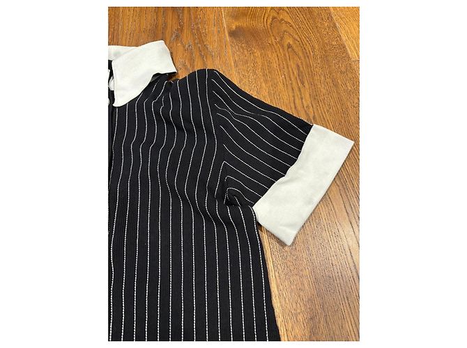 Chanel Vestido Mini de Riscas Pretas e Brancas Preto Branco - vista 7