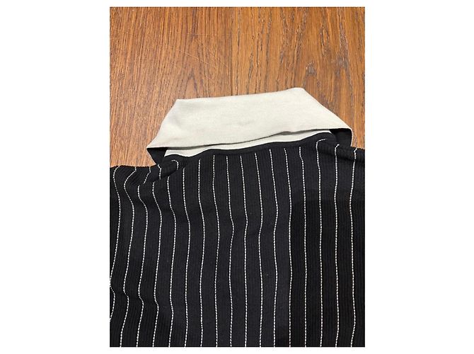Chanel Vestido Mini de Riscas Pretas e Brancas Preto Branco - vista 8