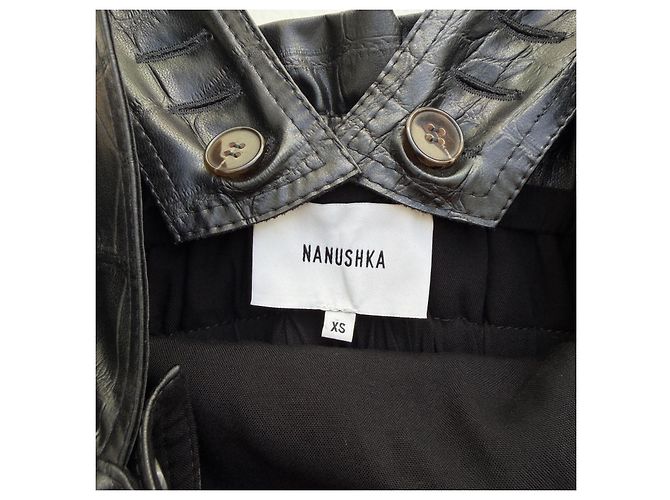 Nanushka Zora Wickelkleid Vegan Leder Schwarz - Ansicht 7