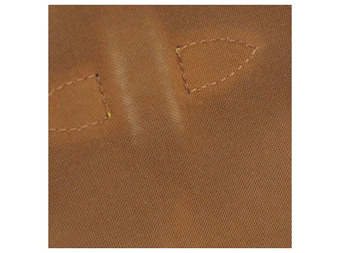 Louis Vuitton Saumur Monogram Canvas 30 Castaño - vista 3