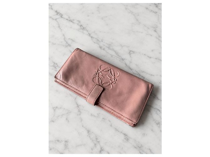 LOEWE Anagram Geldbörse aus puderrosa Leder Pink - Ansicht 2