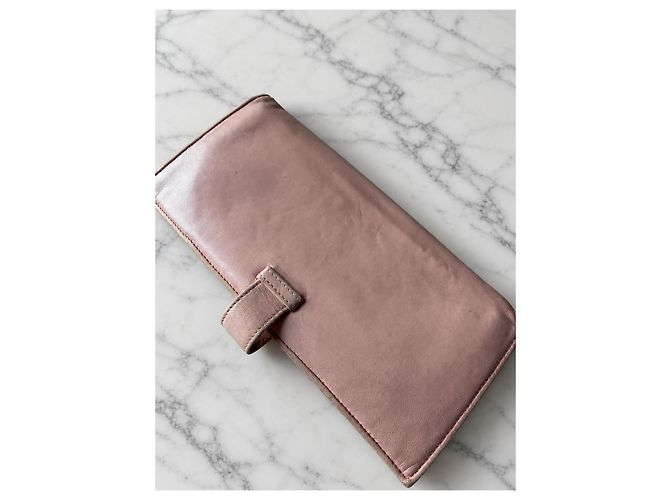 LOEWE Anagram Geldbörse aus puderrosa Leder Pink - Ansicht 4