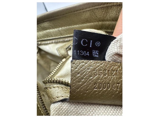 Sac cabas à fermeture éclair Gucci Bree GG Canvas Beige Doré - vue 19