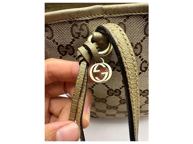 Sac cabas à fermeture éclair Gucci Bree GG Canvas Beige Doré - vue 4