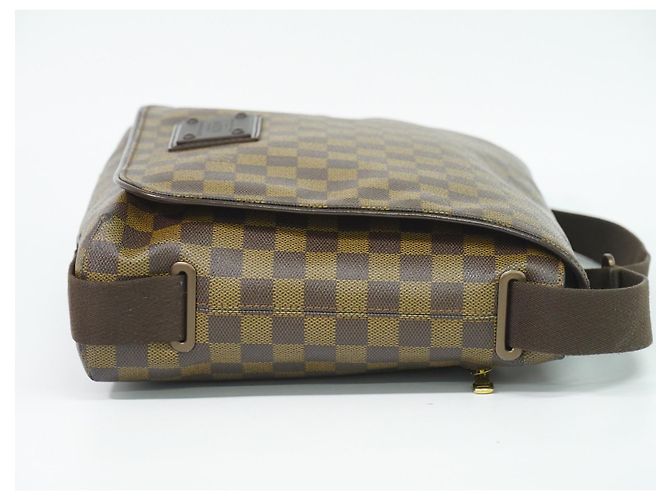 Louis Vuitton Brooklyn Damier MM Marrom - vista 3