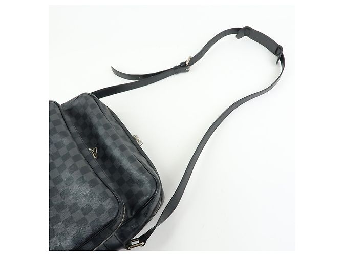Louis Vuitton Leoh Damier MM Black - view 6